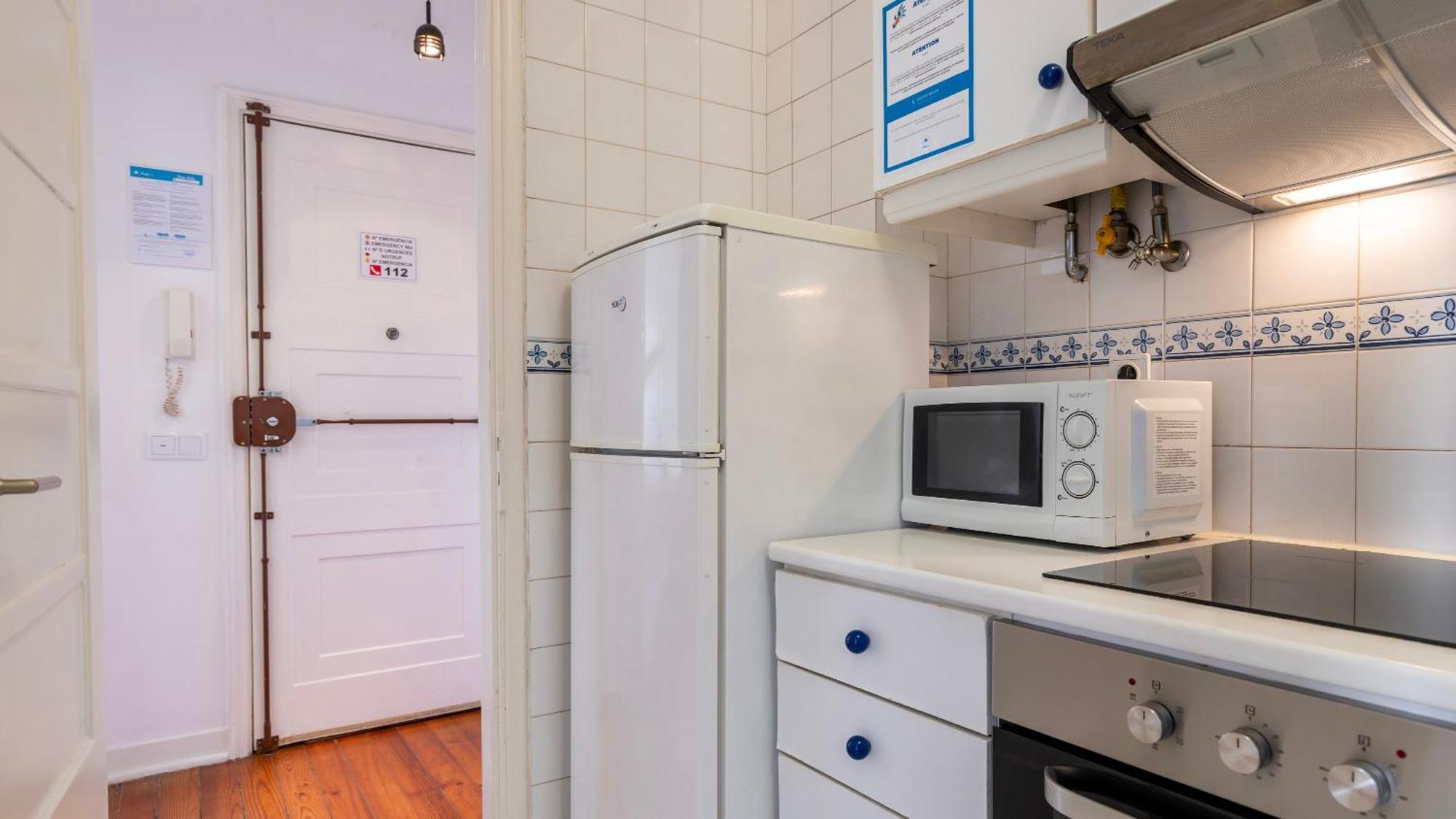 Liberdade Charming Apartment By Lovelystay Lisbon Luaran gambar