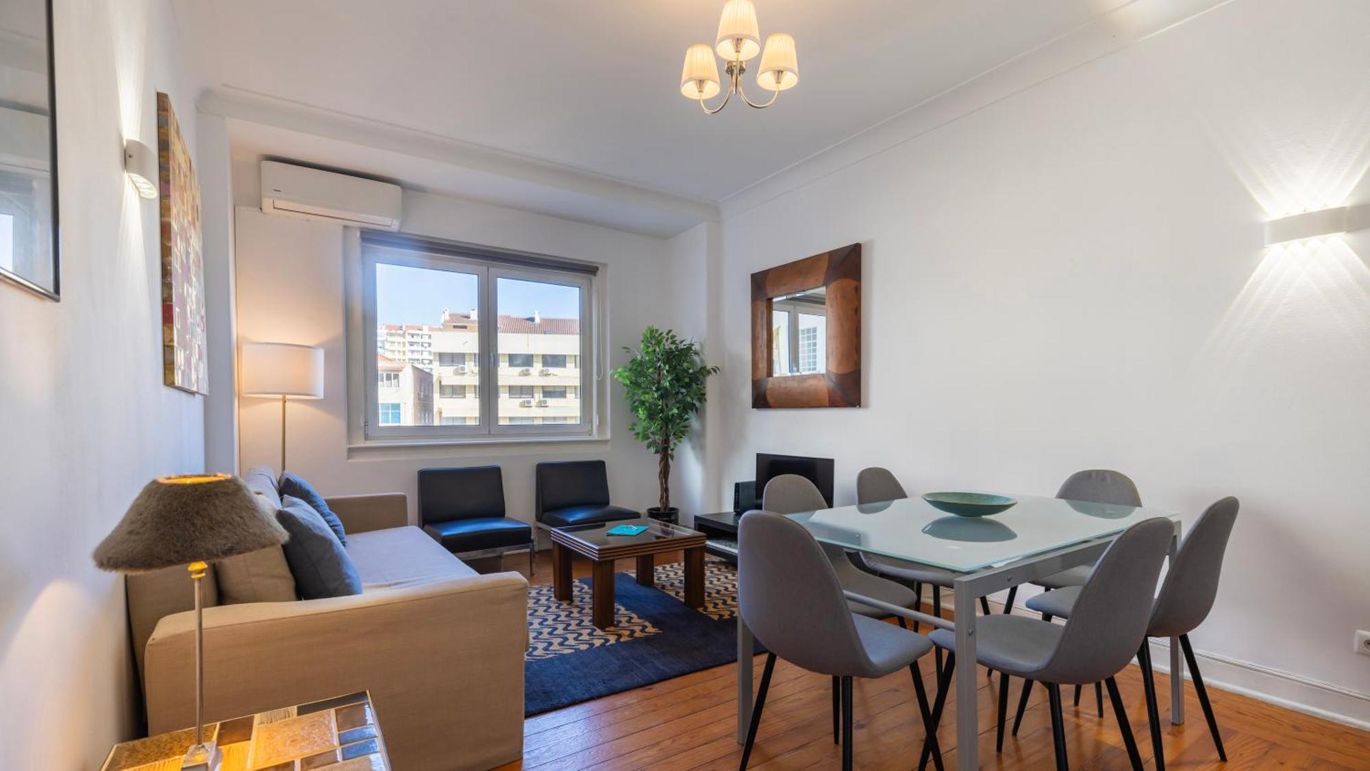 Liberdade Charming Apartment By Lovelystay Lisbon Luaran gambar